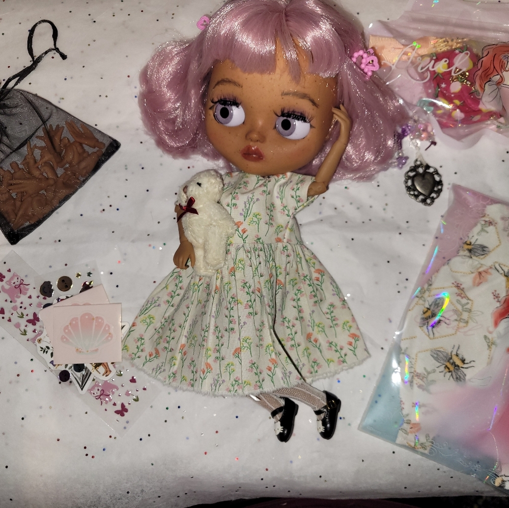 Blythe doll